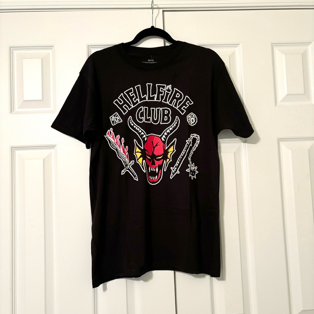 NWT Stranger Things Hellfire Club T Shirt
